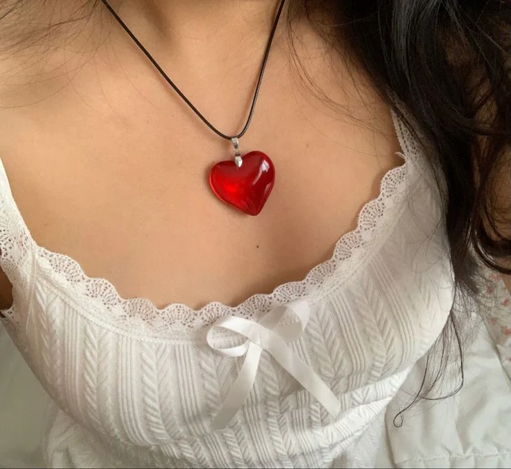 Red Glass Heart Necklace - Image 4