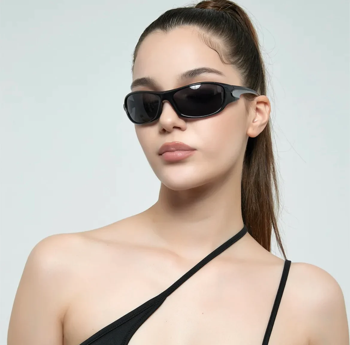Y2K Oval Sunglasses - Image 4